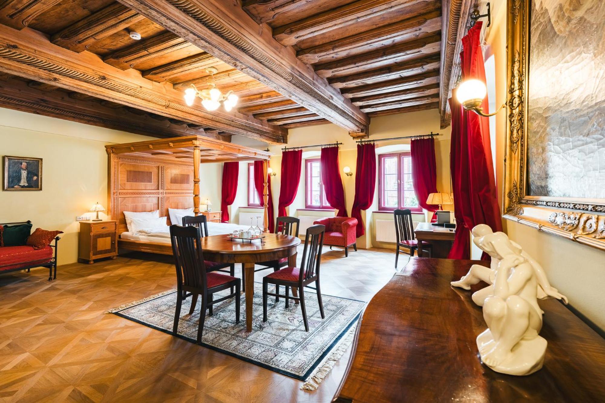 فندق هوتل كرسينوف دوم Český Krumlov المظهر الخارجي الصورة